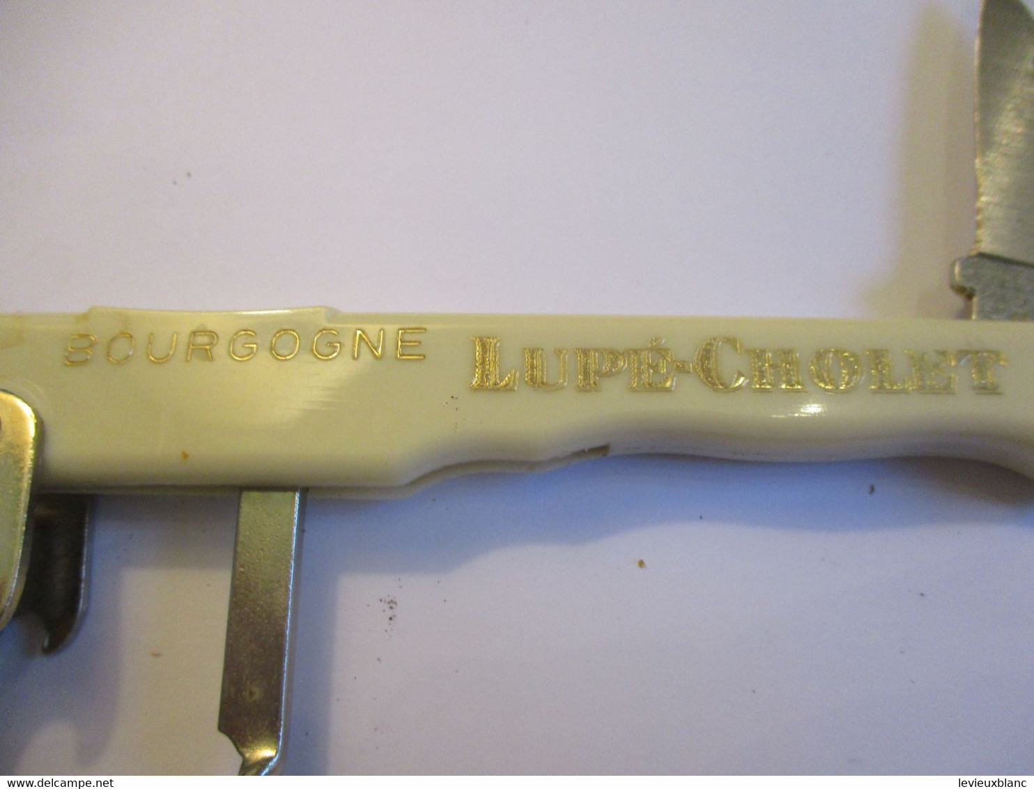 Décapsuleur Publicitaire Ancien /LUPE-CHOLET - Bourgogne /  / THIERS /Vers 1960 - 1980             CP38 - Bottle Openers