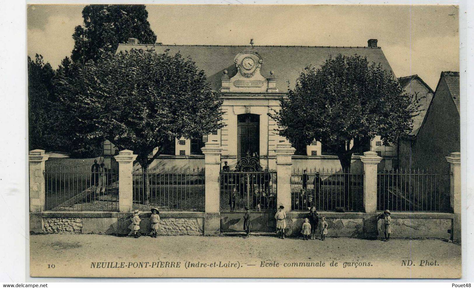 37 - NEUILLE PONT PIERRE - Ecole Communale De Garçons. - Neuillé-Pont-Pierre