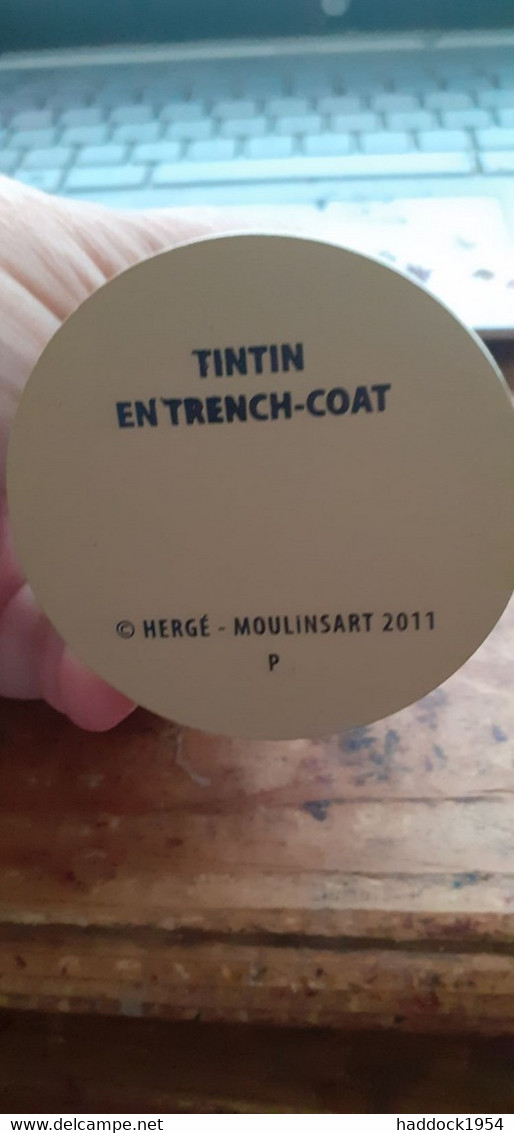 TINTIN En Trench Coat TINTIN HERGE Moulinsart 2011 - Statuette In Resina