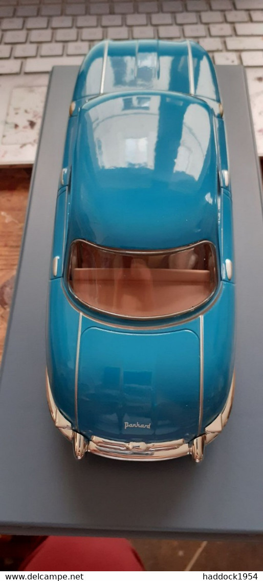 Le Taxi Panhard Dyna Z Coke En Stock TINTIN HERGE Moulinsart - Beelden - Metaal