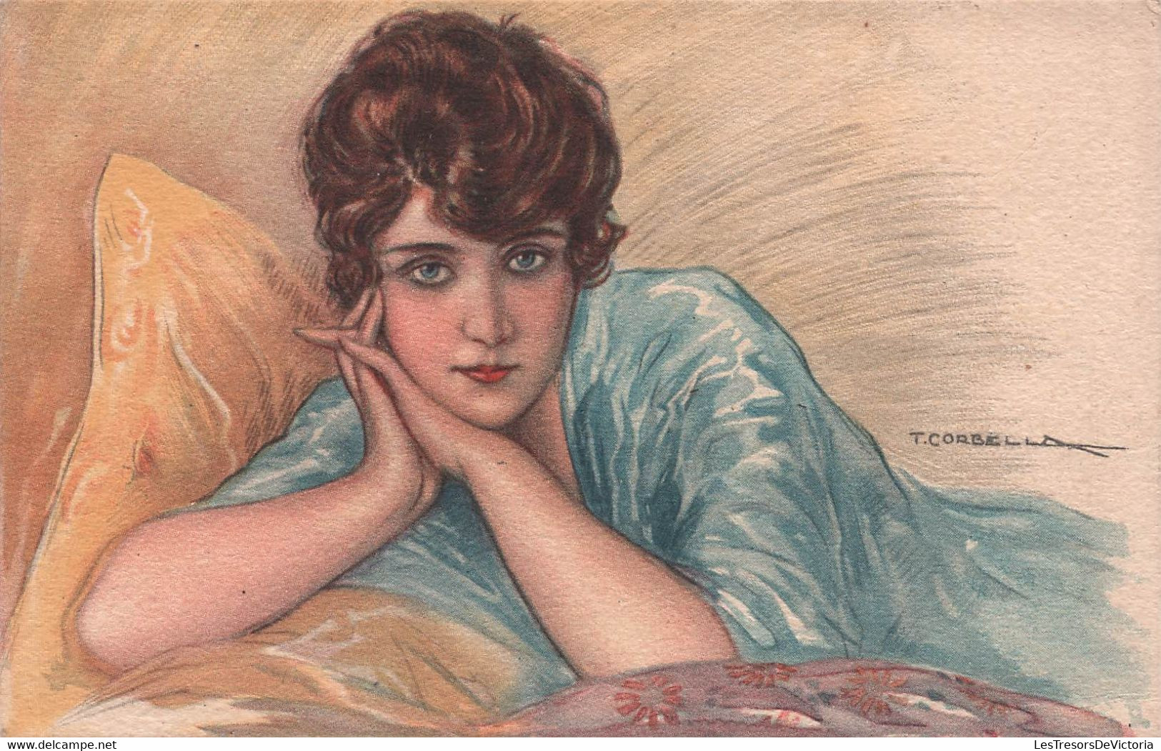 CPA Illustrateur - Corbella - Femme En Robe Bleu Sur Un Coussin Jaune - Corbella, T.