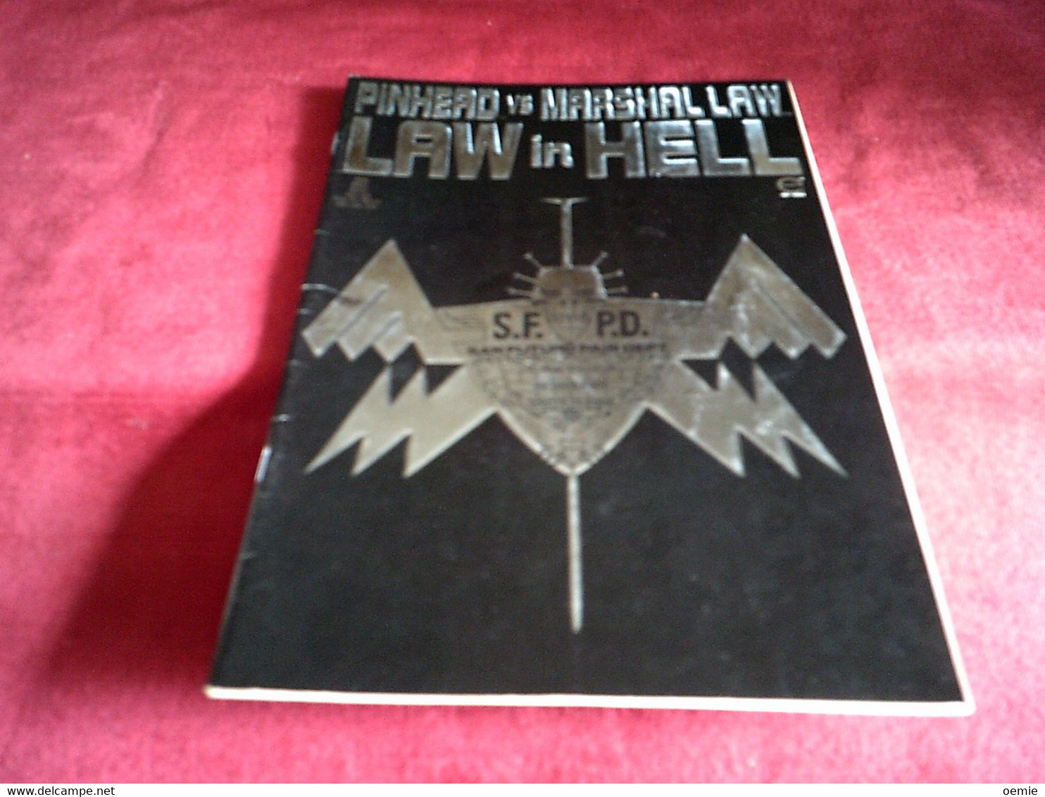 PINHEAD  VS MARSHAL LAW   LAW IN HELL  N° 2  DEC 1993 - Altri Editori