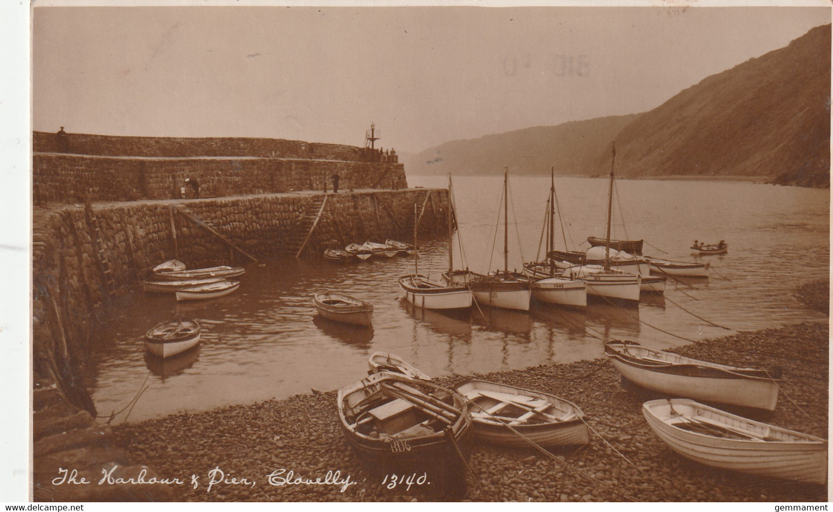 CLOVELLY - HARBOUR AND PIER - Clovelly