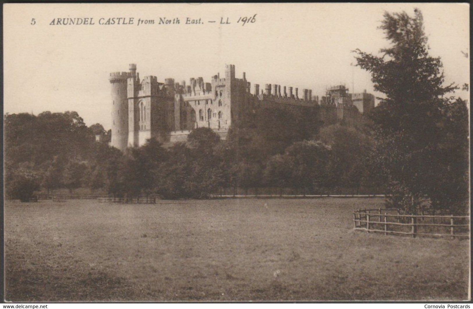 Arundel Castle From North East, Sussex, C.1910s - Lévy Postcard LL5 - Arundel
