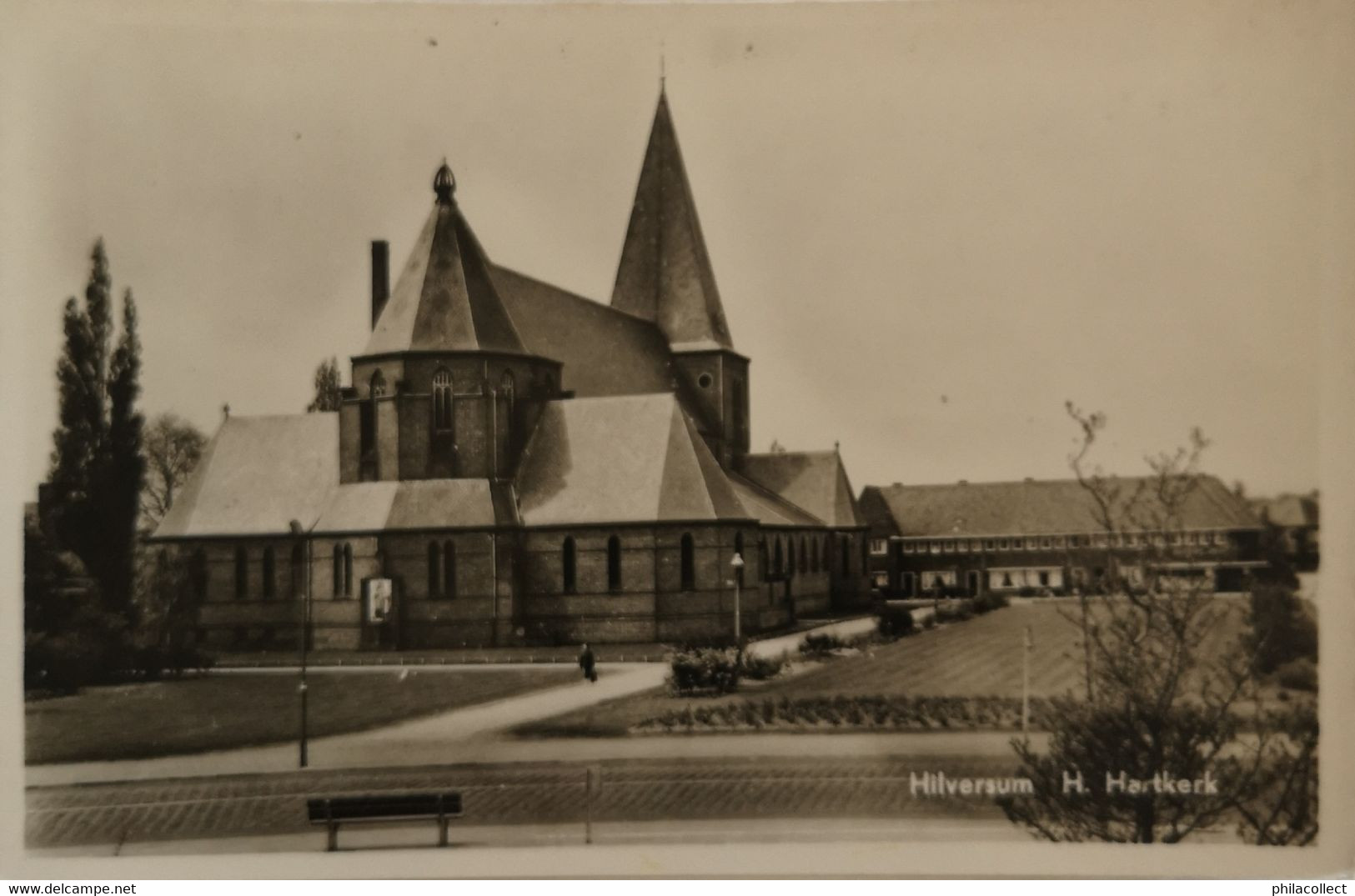 Hilversum // H. Hart Kerk 19?? - Hilversum