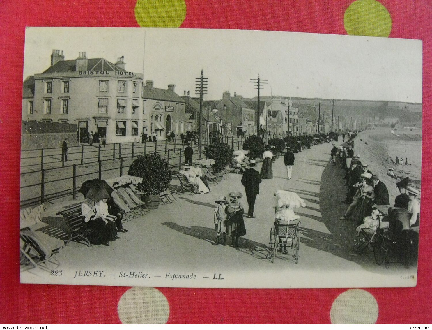 Carte Postale. Jersey. St-Hélier. Esplanade. Animée - St. Helier