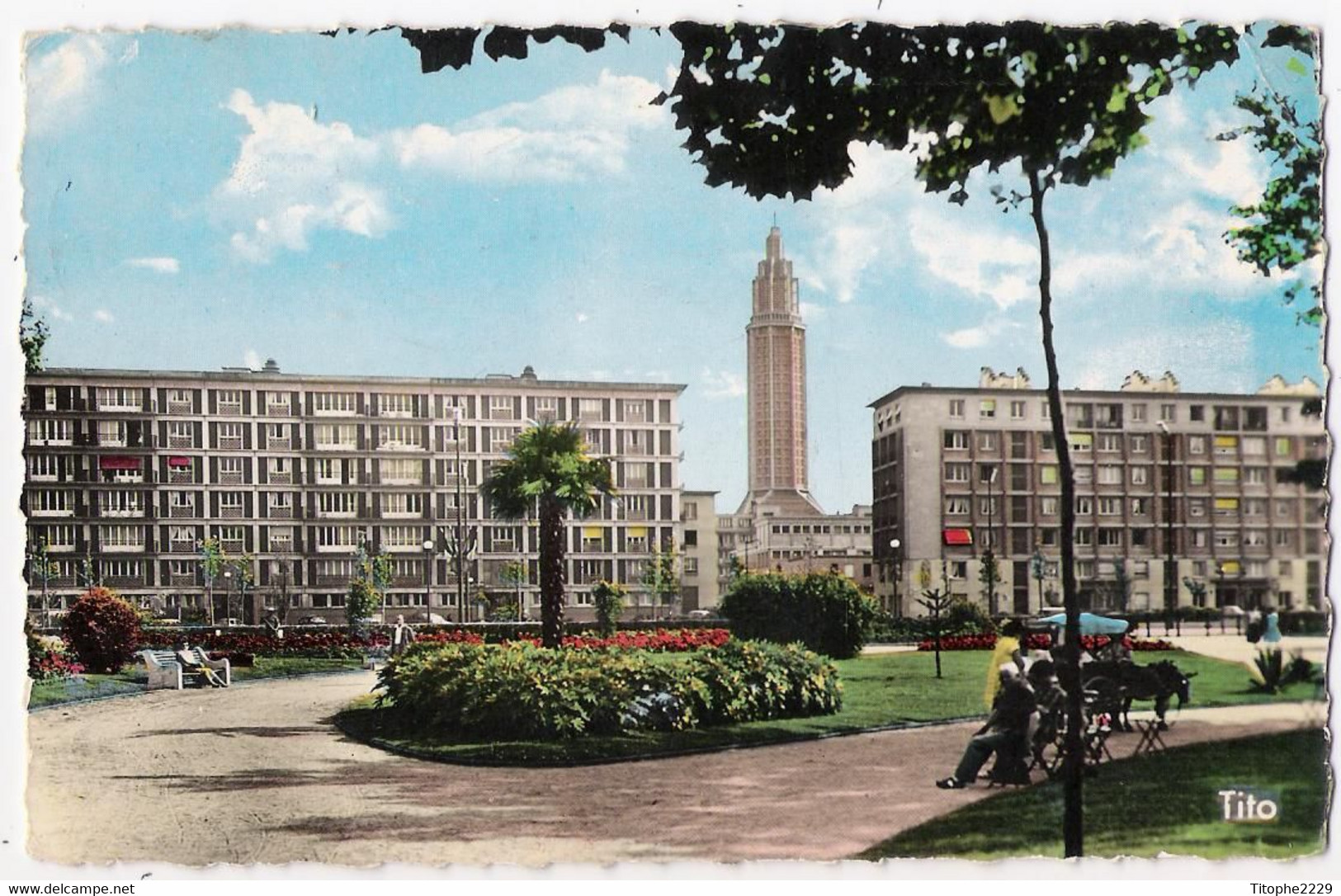 76 - LE HAVRE - Lot De 3 Cp- Square Saint Roch - La Tour St Joseph + Et Les ISA + Le Bassin - Square Saint-Roch
