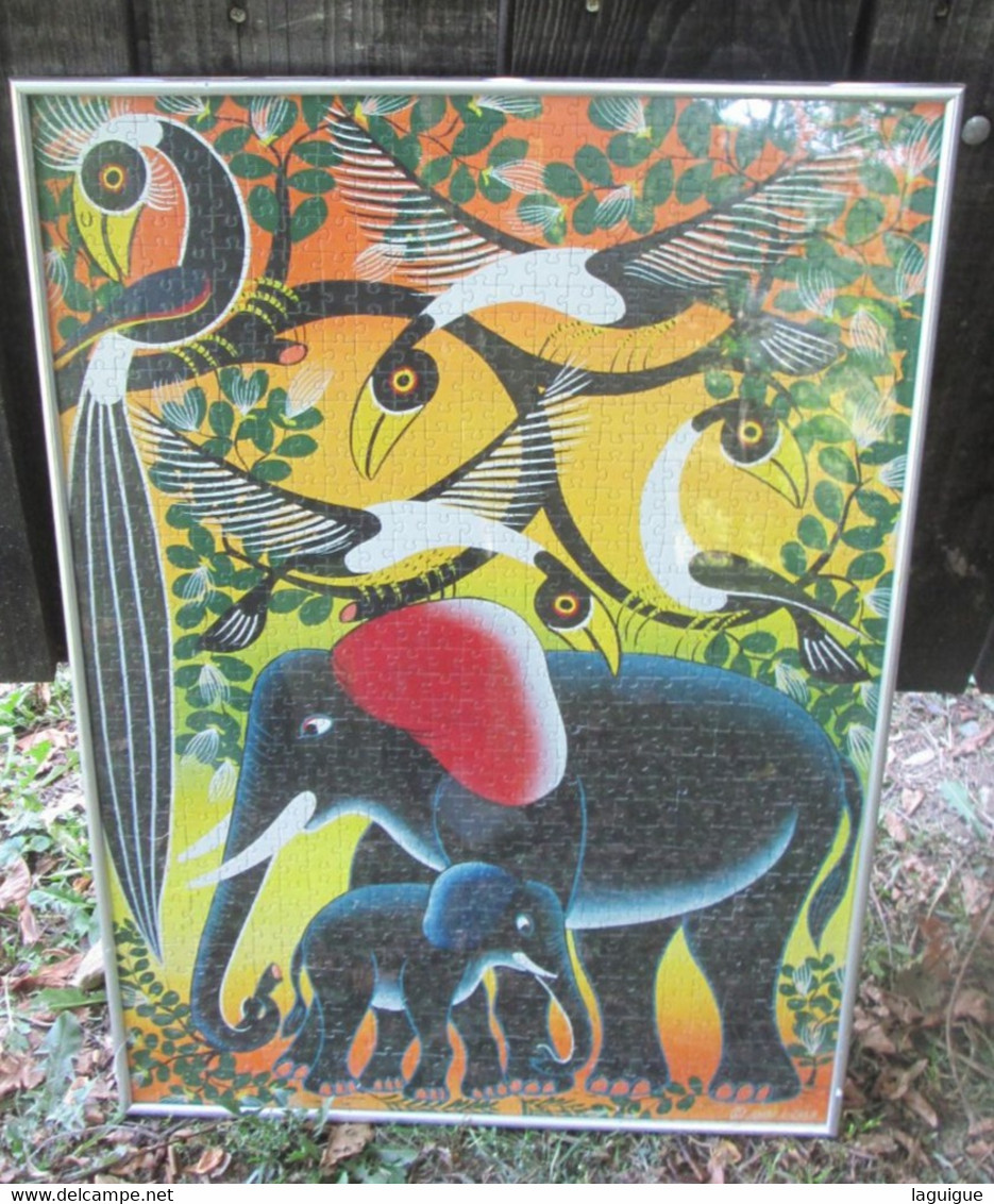 PUZZLE MONTE SOUS VERRE ENCADRE 51 x 71 cm ART AFRICAIN FAMILLE ELEPHANT
