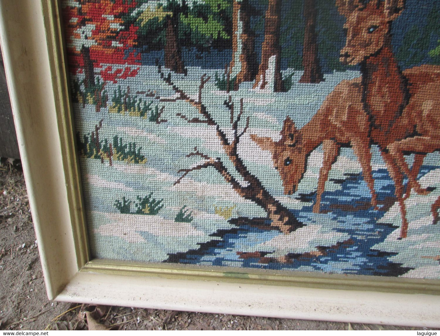 CANEVAS ENCADRE ANIMAUX FORET 68 X 55 Cm - Tapijten