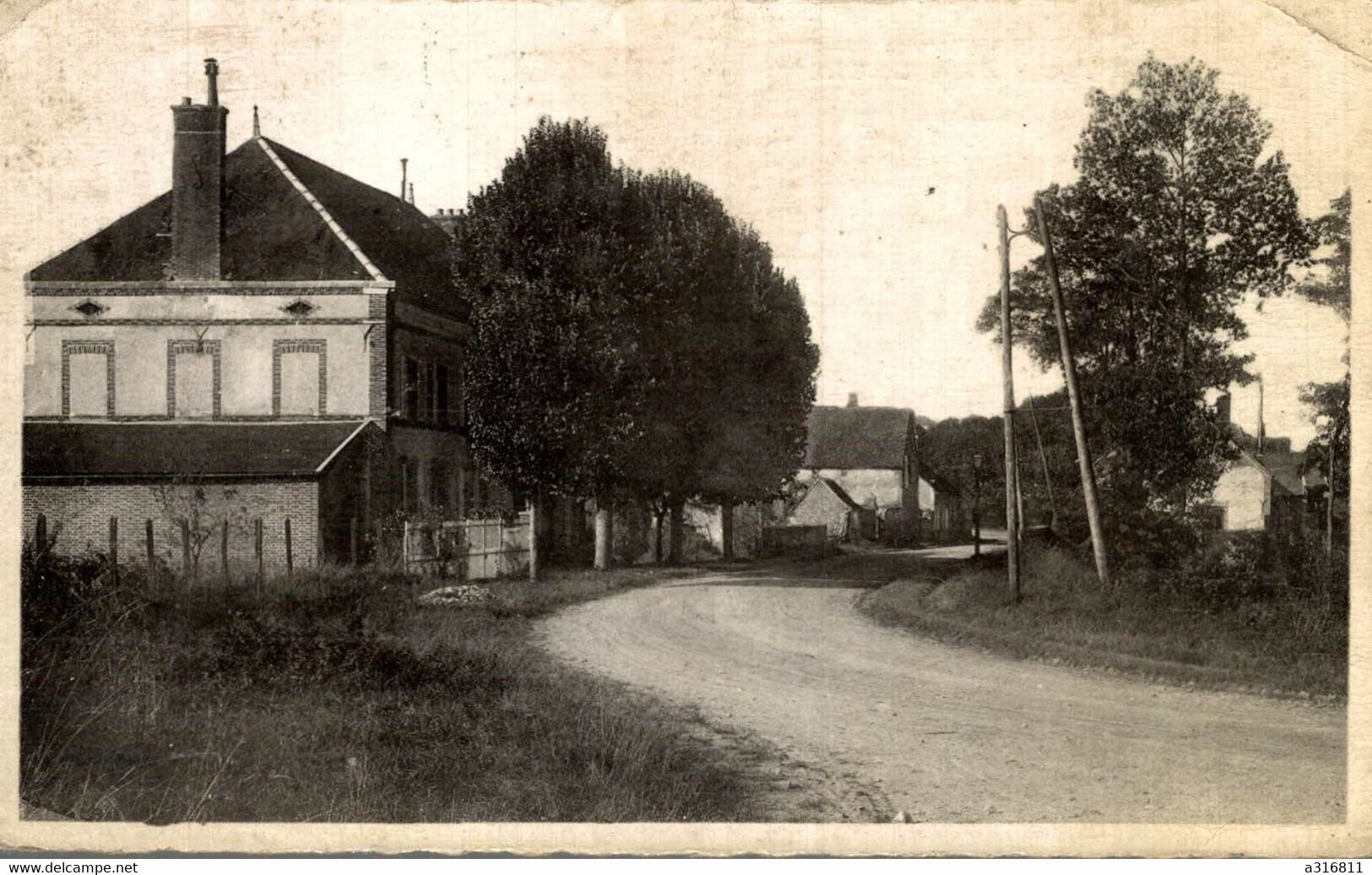 Cerisiers Entrée Du Pays Route De Genève - Cerisiers