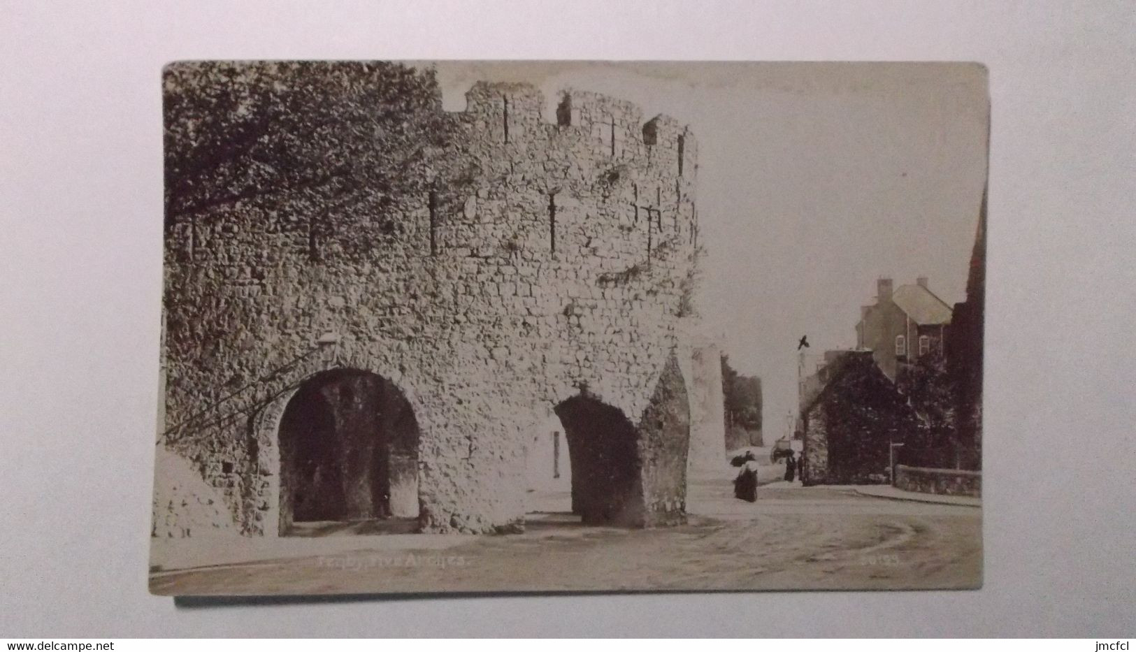 TENBY   Five Arches - Pembrokeshire