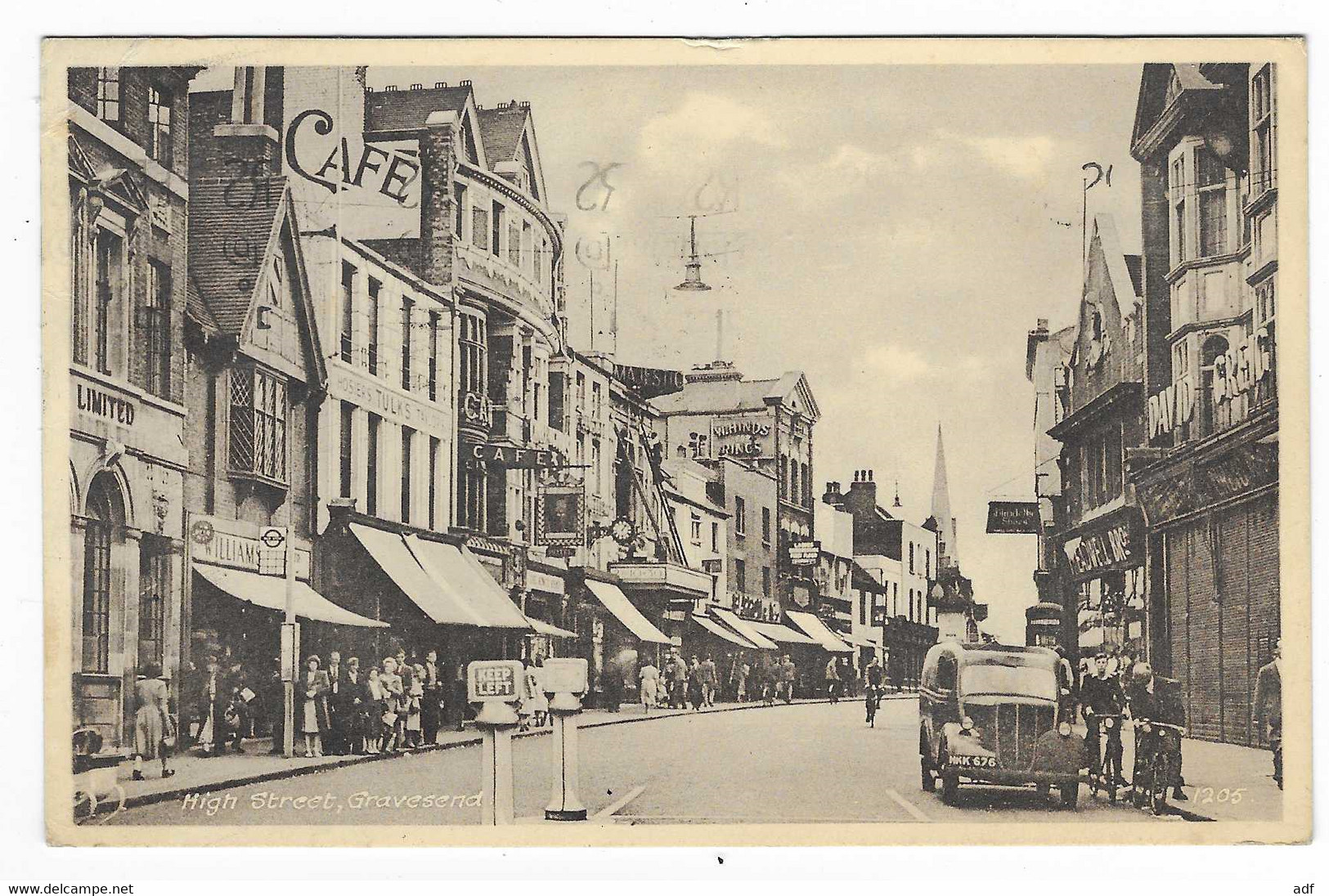 CPSM TRES ANIMEE GRAVESEND, HIGH STREET, AUTO VOITURE ANCIENNE TACOT, Format Environ 9 Cm Sur 14 Cm, KENT, ANGLETERRE - Margate