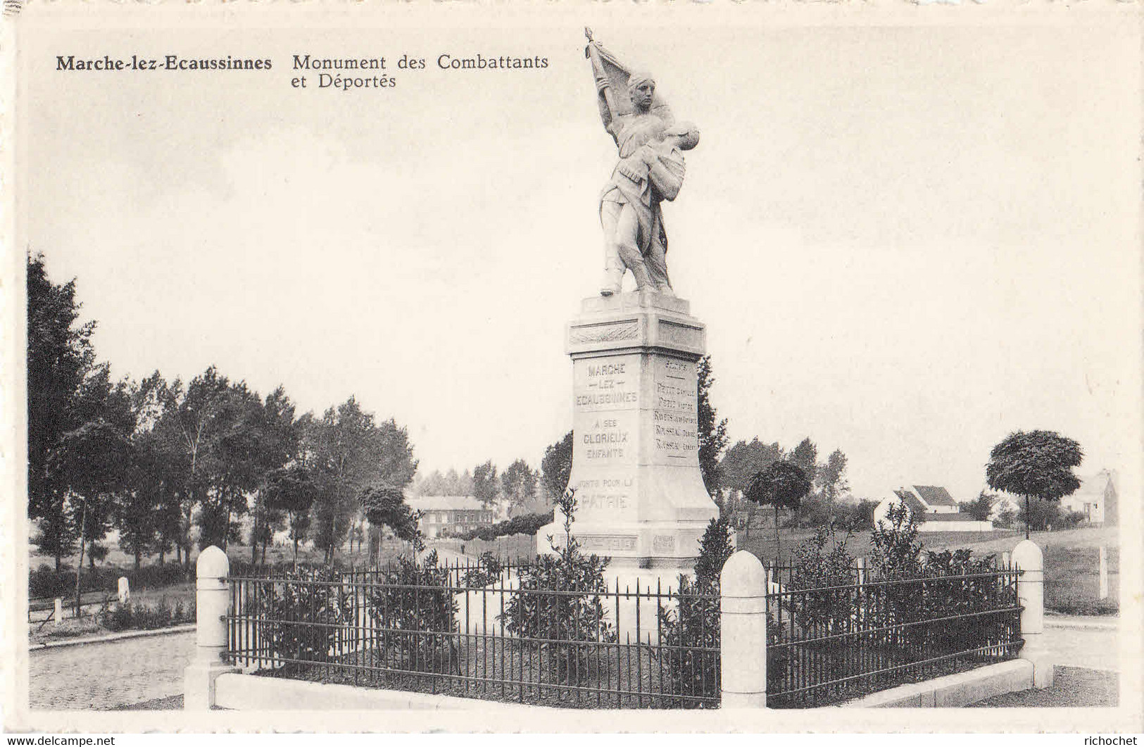 Marche-lez-Ecaussinnes - Monument Des Combattants Et Des Déportés - Ecaussinnes