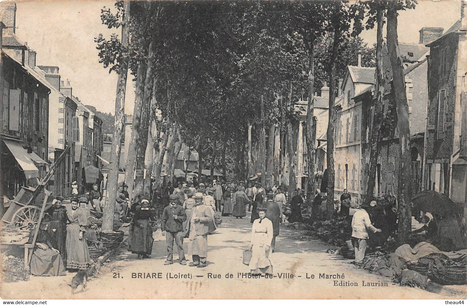 ¤¤  -   BRIARE   -   Rue De L'Hôtel De Ville    -  Le Marché    -   ¤¤ - Briare