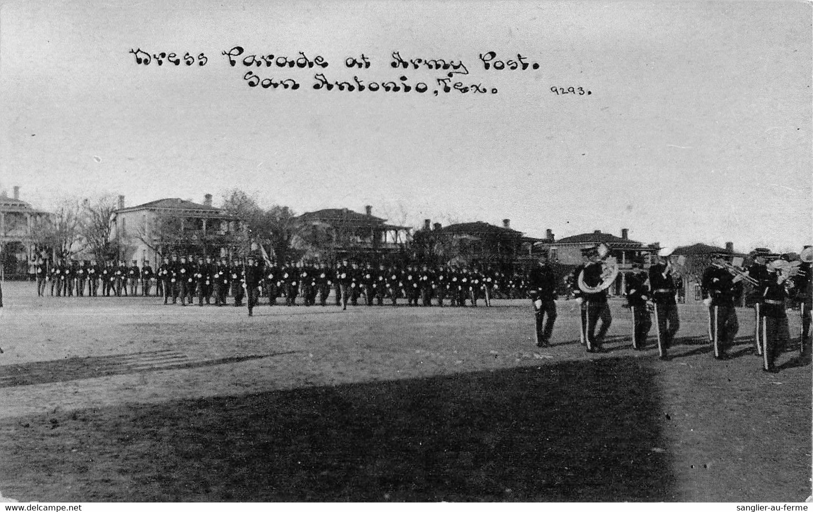 CPA ETATS UNIS AMERIQUE USA DRESS PARADE AT ARMY POST SAN ANTONIO TEXAS - San Antonio