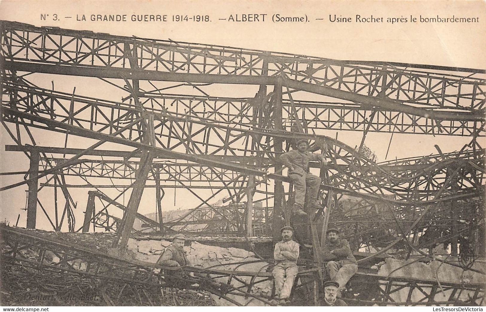 CPA La Grande Guerre 1914 - 1918 - Albert - Usine Rochet Après Le Bombardement - - Albert