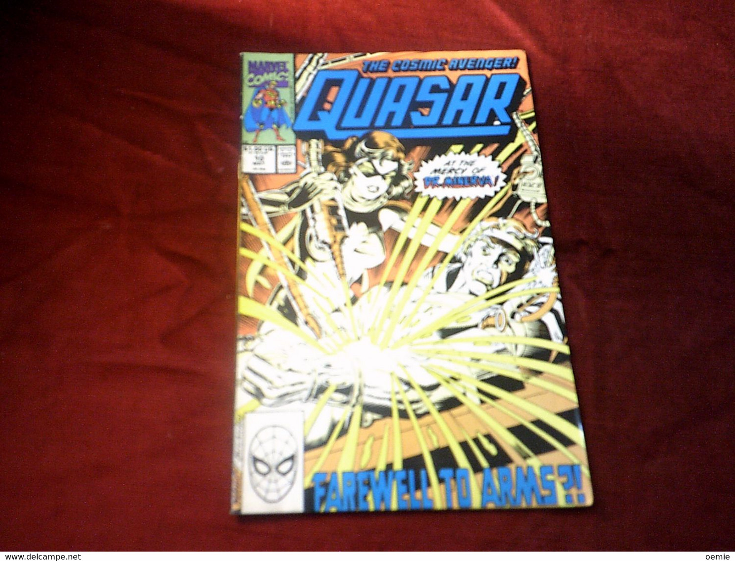 QUASAR   N° 10 MAY  1990 - Marvel