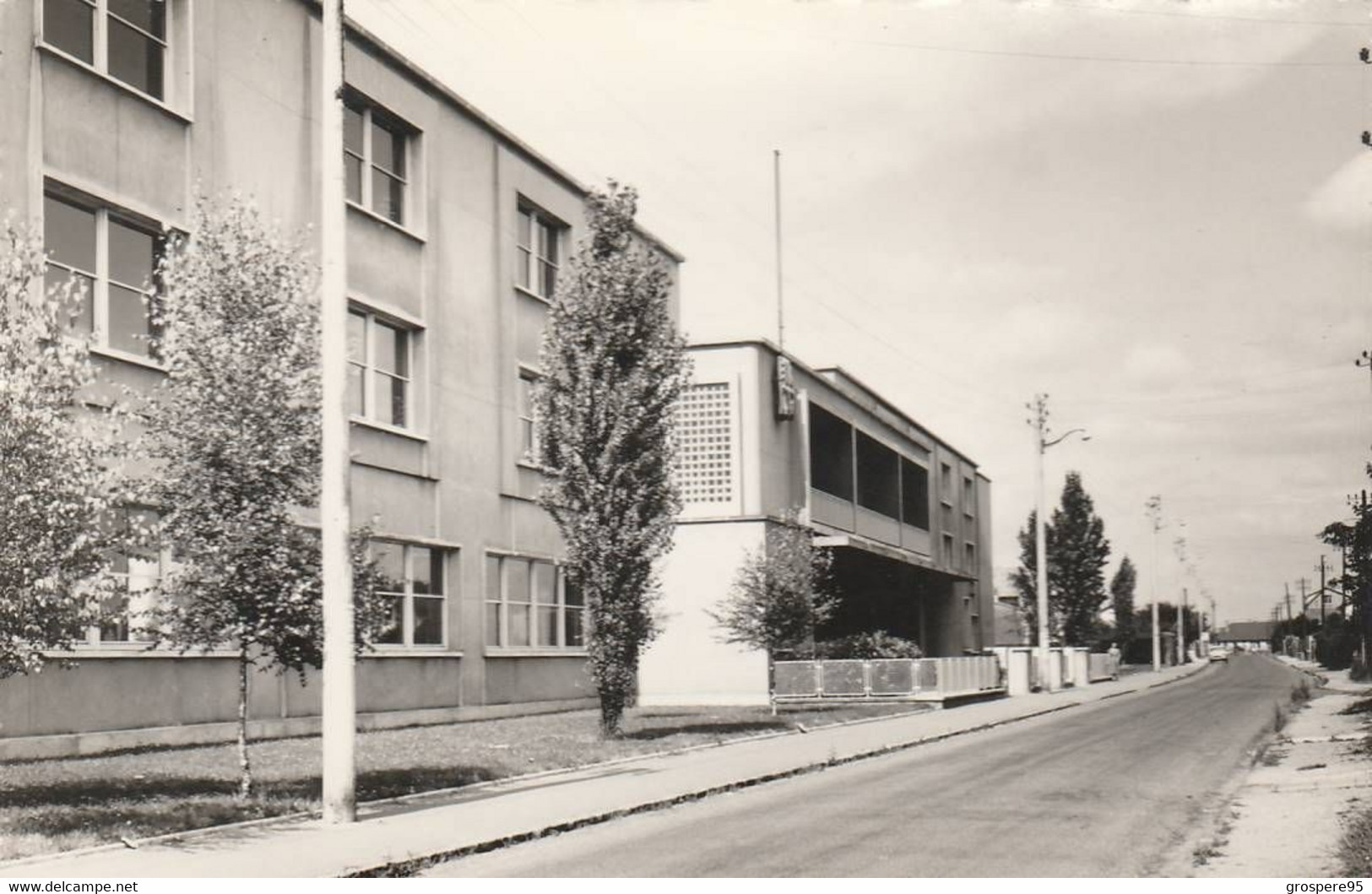 LE BLANC MESNIL ECOLE PAUL VAILLANT COUTURIER 1959 - Le Blanc-Mesnil