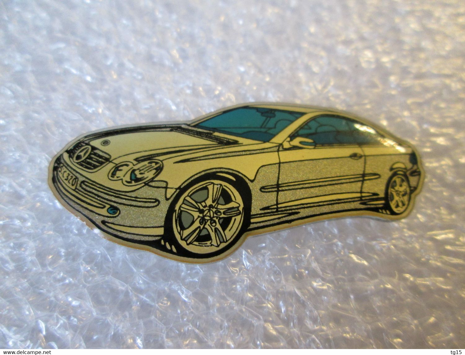 PIN'S    MERCEDES-BENZ   CLASSE   CLK - Mercedes