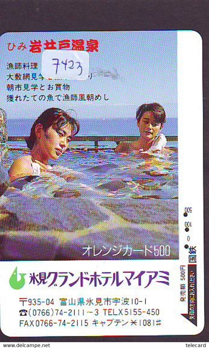 Télécarte Japon * FEMME EROTIQUE (7423) BATH * PHONECARD JAPAN * TELEFONKARTE *  BATHCLOTHES LINGERIE - Moda