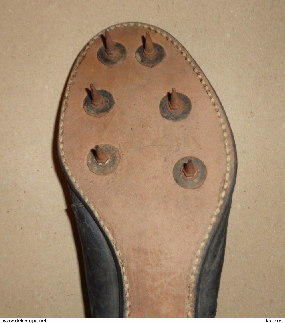 RIDDELL LEATHER RUNNING SHOES - SPIKES VINTAGE 1940 –TRACK AND FIELD - ATHLETICS