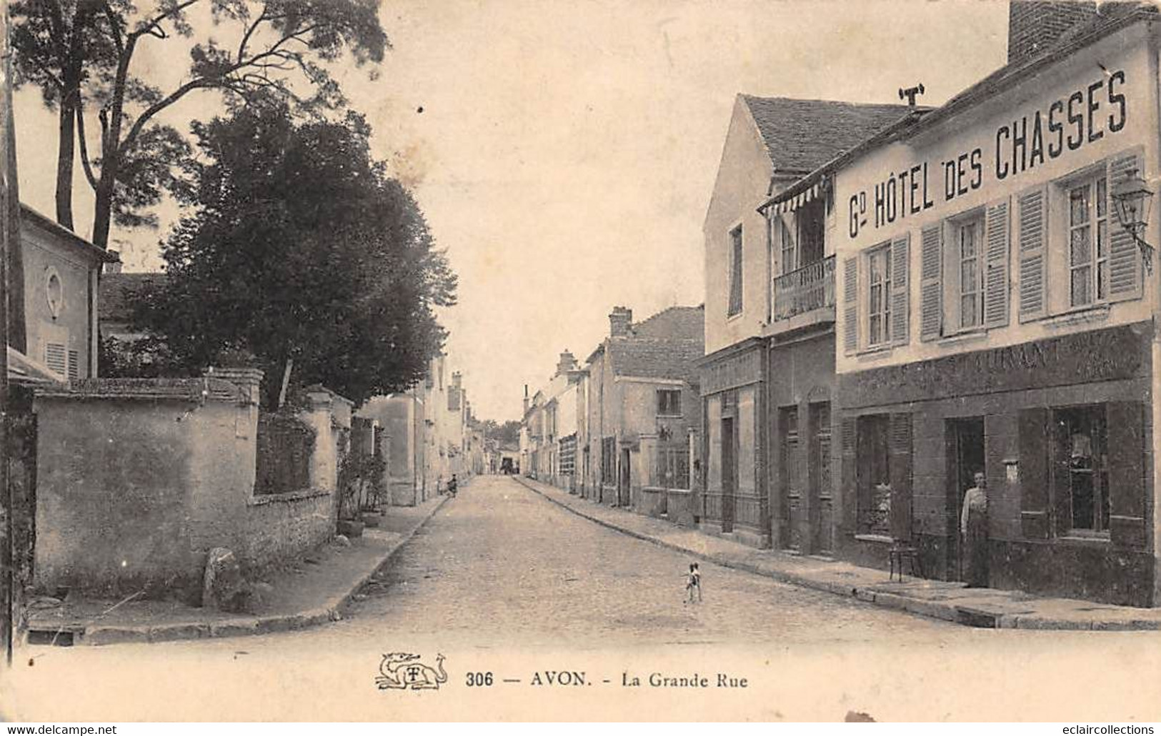 Avon      77        Grande Rue  . Hôtel Des Chasses   (voir Scan) - Avon