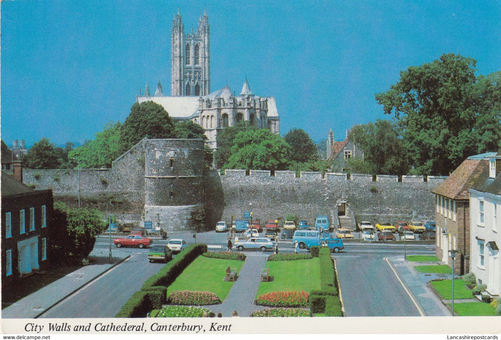 Postcard City Walls And Cathedral Canterbury Kent [ Old Cars ] My Ref B25707 - Canterbury