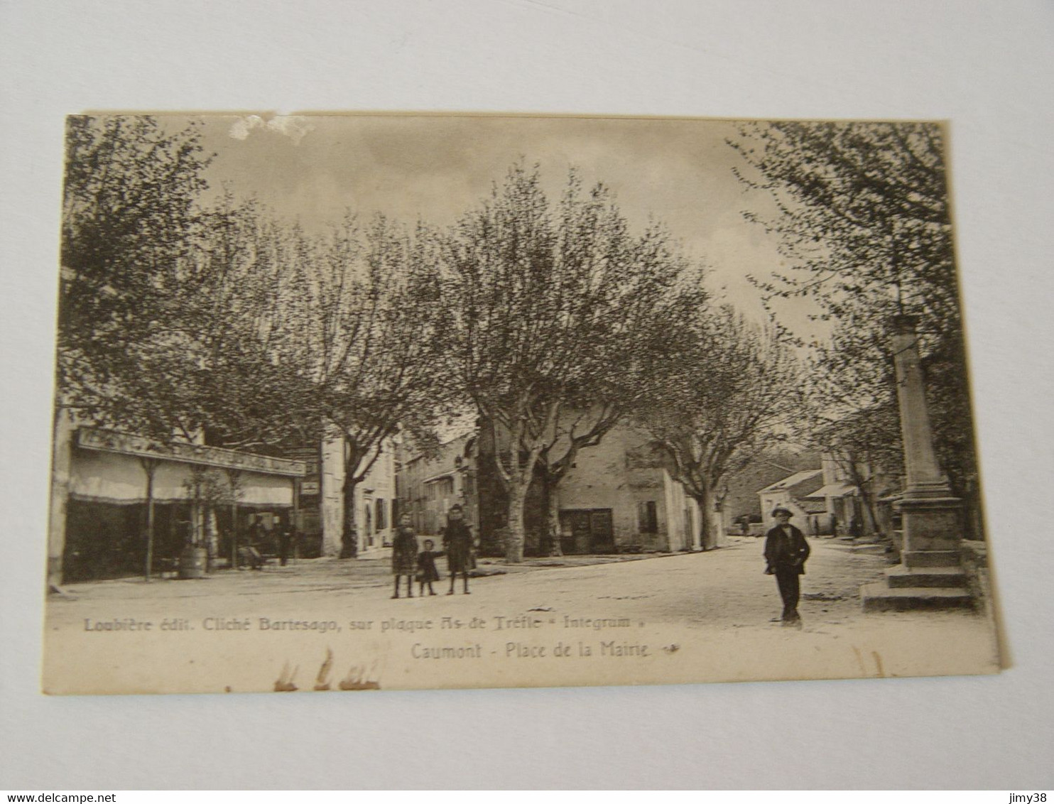 VAUCLUSE- CAUMONT -PLACE DE LA MAIRIE  ANIMEE - Caumont Sur Durance