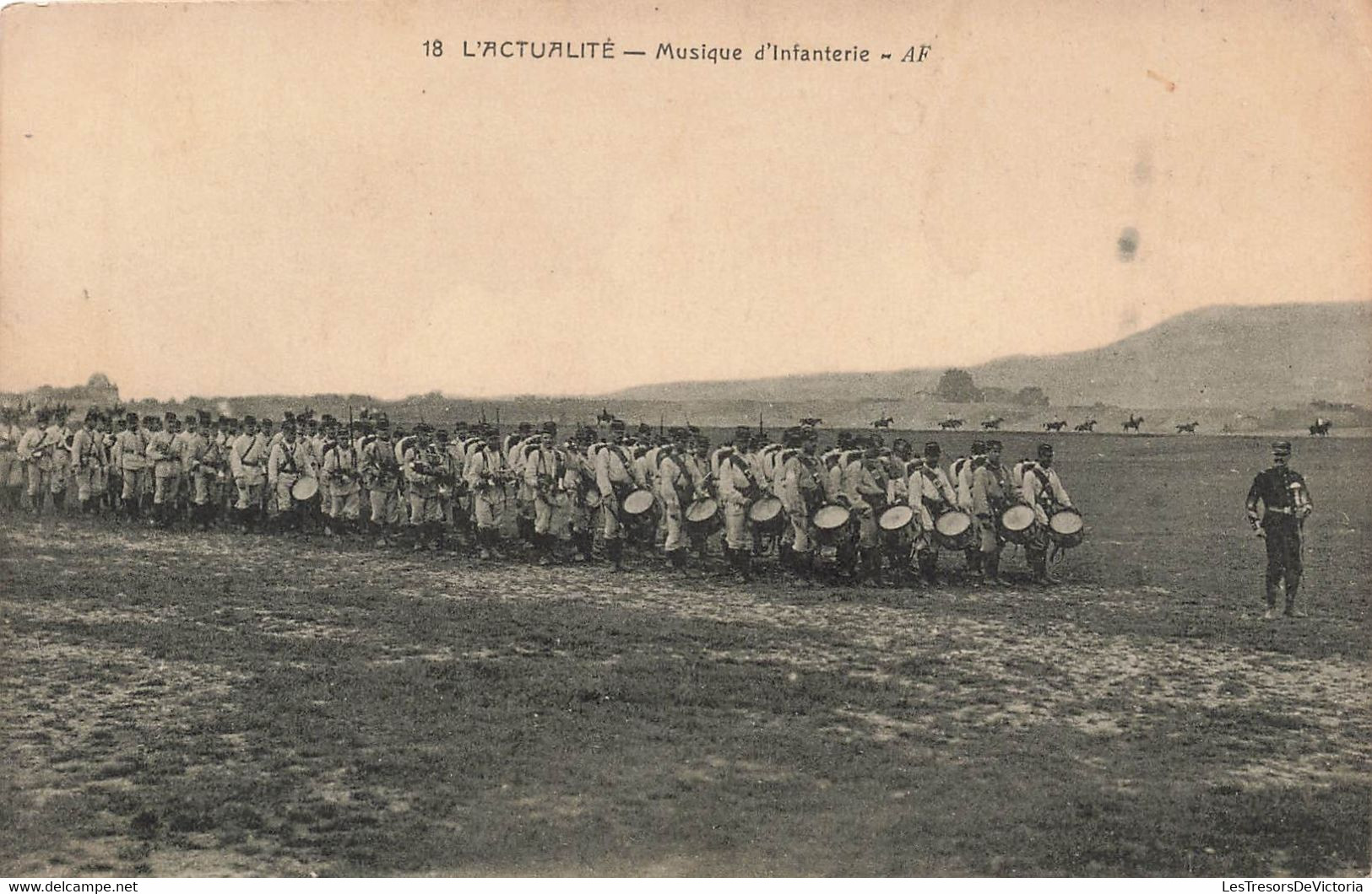 CPA L'actualité - Musique D'infanterie - Tambour - - Manoeuvres