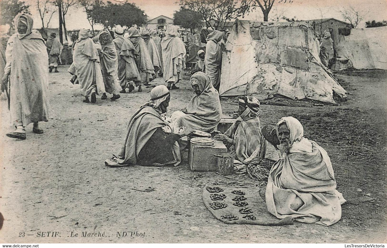 CPA Setif - Le Marché - Animé - Plaatsen