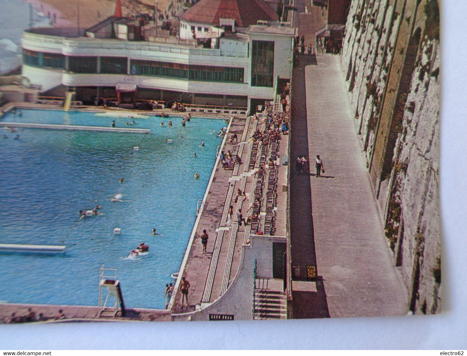 Angleterre Bathing pool Ramsgate au dos  pub. by Walter S.Bone Ltd Maidstone made in USA  Royaume-Uni  Great Briain UK