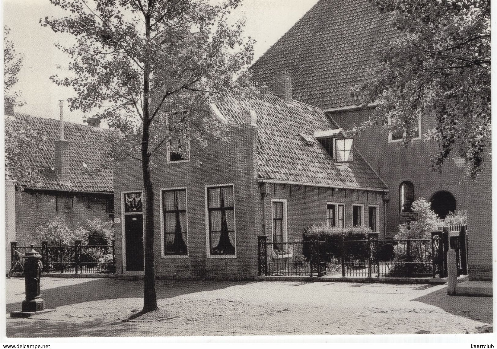 Workum, Doopsgez. Kerk - (Friesland) - Workum
