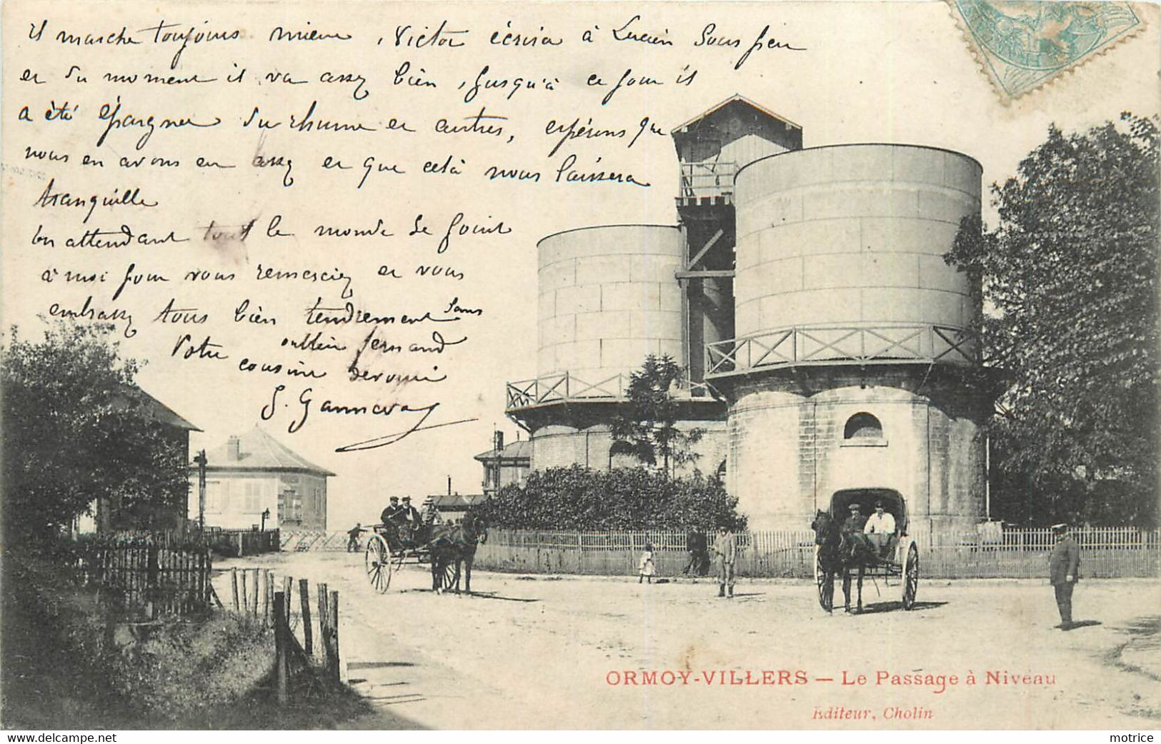 ORMOY VILLERS - Le Passage à Niveau.(château D'eau). - Water Towers & Wind Turbines