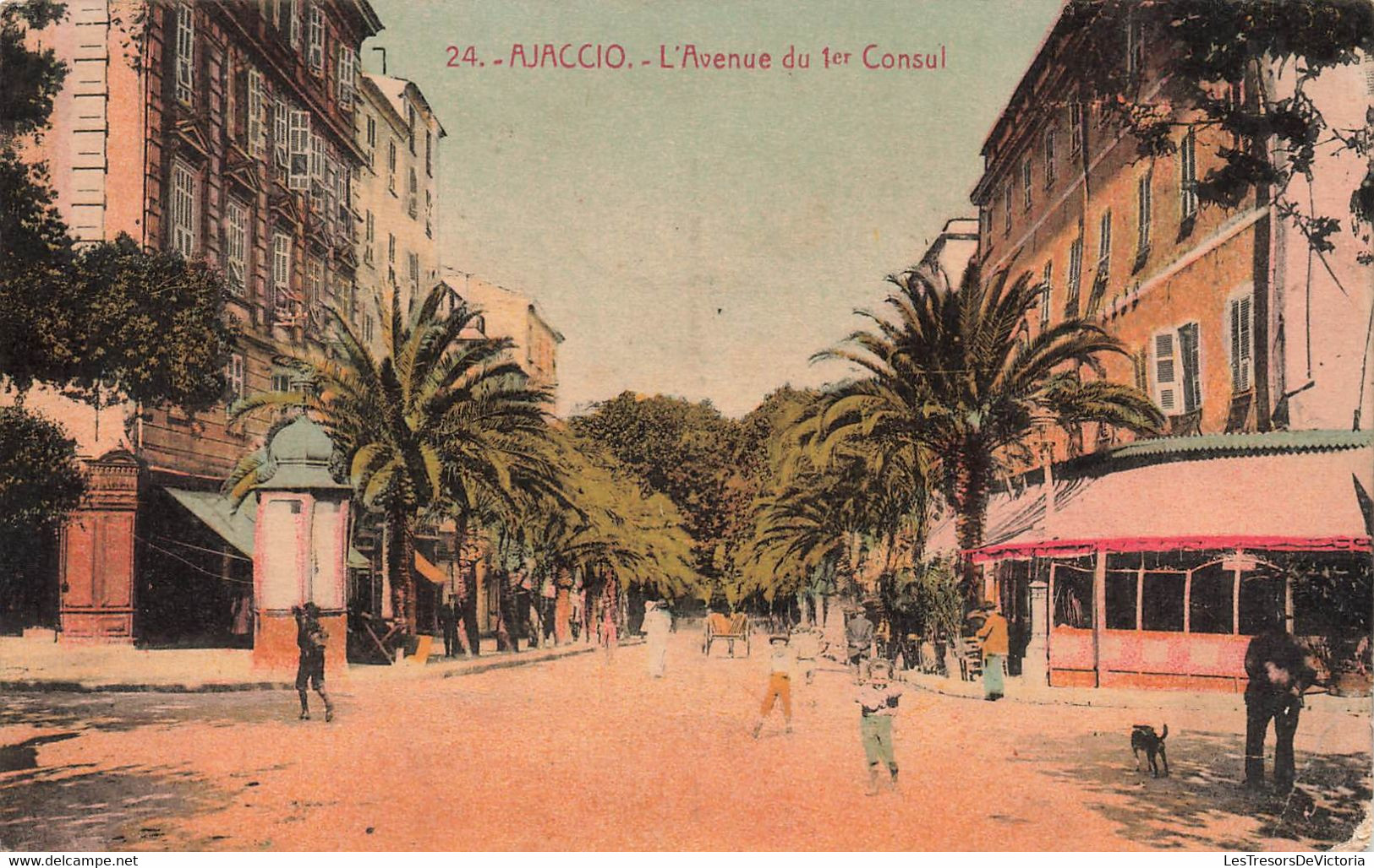 CPA Ajaccio - L'avenue Du 1er Consul - Animé - Corse
