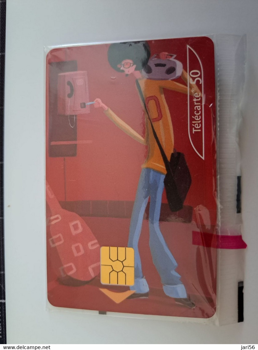 FRANCE/FRANKRIJK   CHIPCARD   50 UNITS / CHILD ON PHONE /   MINT IN WRAPPER ..     WITH CHIP     ** 11366** - Mobicartes (GSM/SIM)