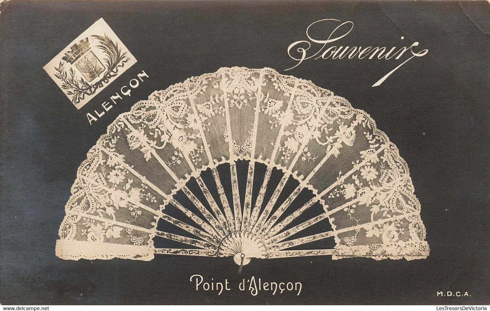 CPA Souvenir D' Alençon - Point D'alençon - Eventail - Dentelle - Souvenir De...