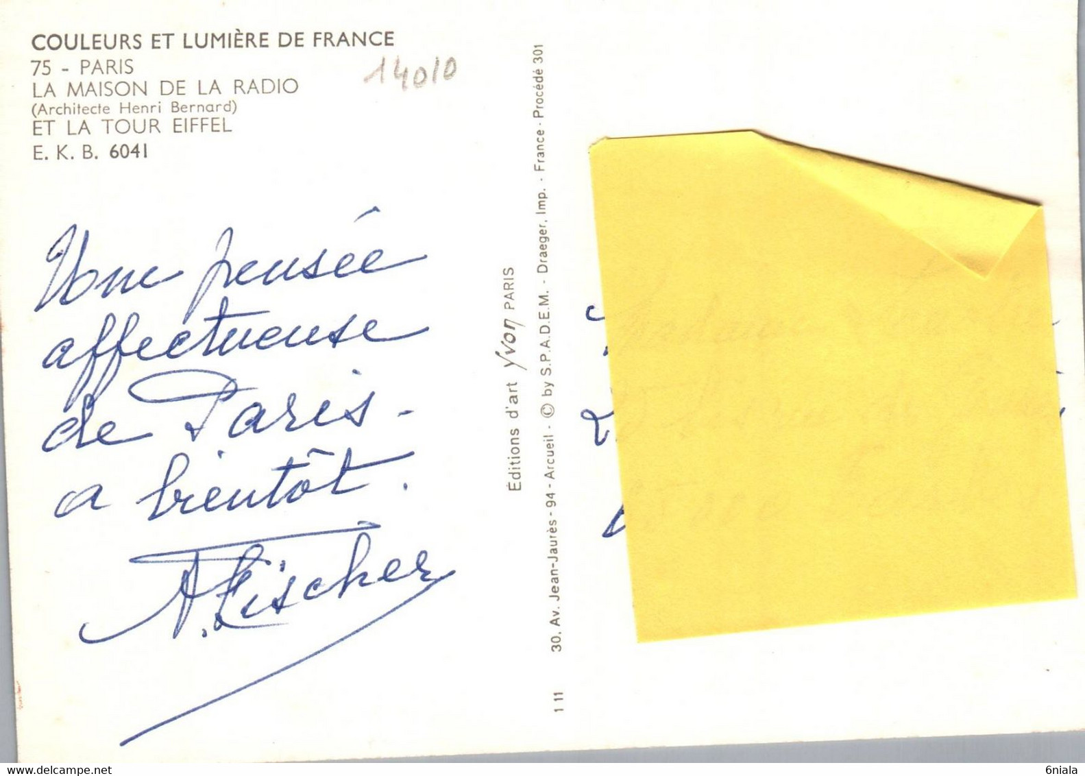 14010 PARIS  La Maison De La Radio Et La Tour Eiffel   (voitures  )(Recto-verso) 75 - La Seine Et Ses Bords