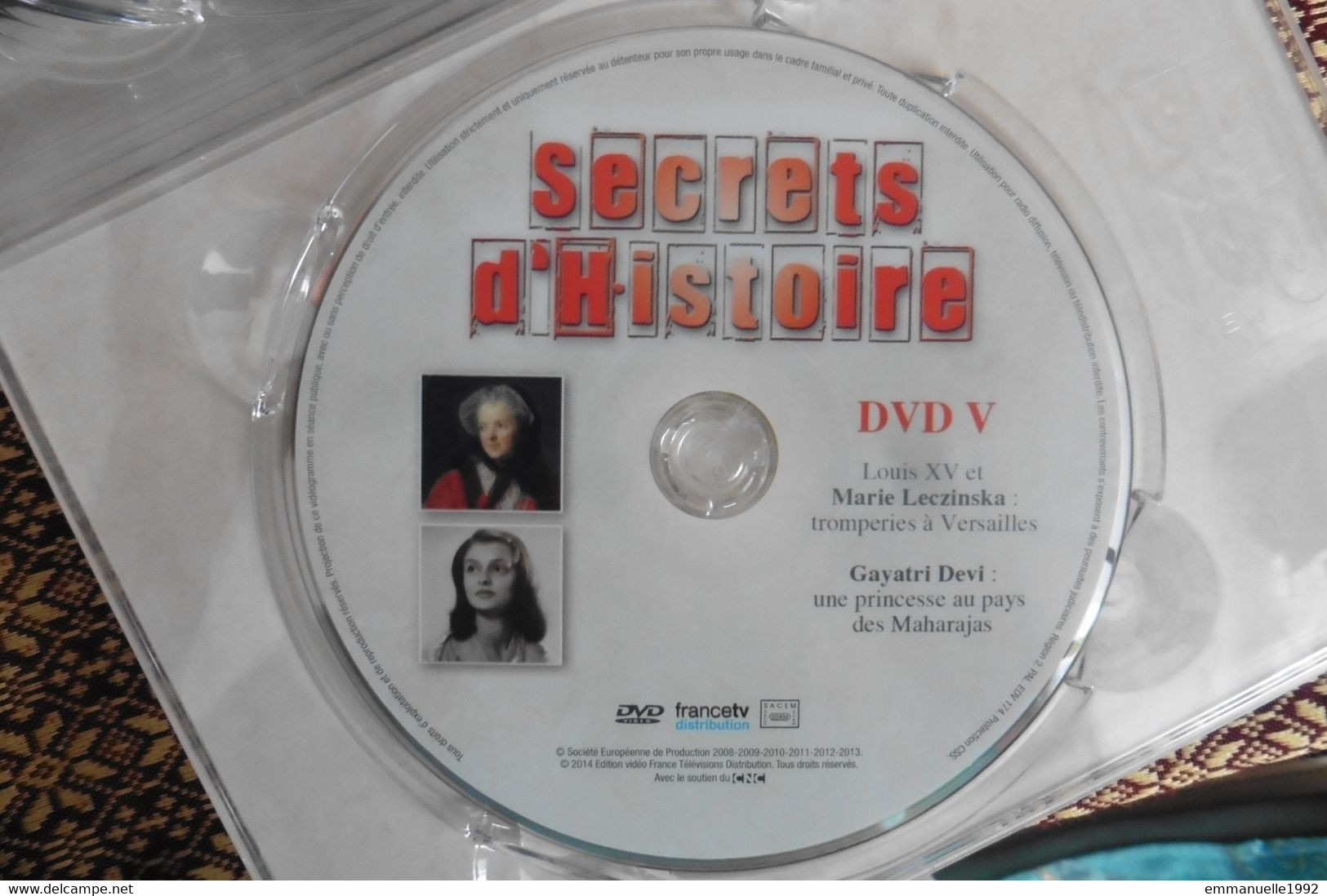 DVD Secrets D'Histoire Stéphane Bern - Marie Leczinska Louis XV - Gayatri Devi - Sans Boitier - Dokumentarfilme