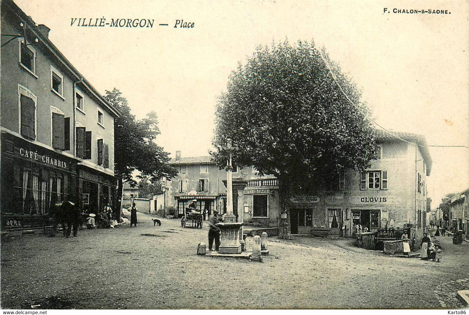 Villié Morgon * La Place Du Village * Café CHARRIN * Débit De Tabac Tabacs Régie - Villie Morgon