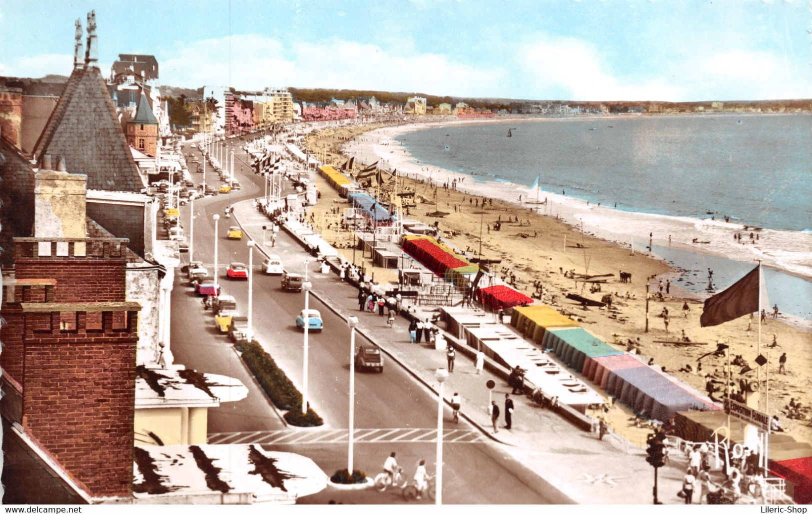 AUTOMOBILES - CITROEN 2 CV DS  - LA BAULE - Le Boulevard Hennecart Et La Plage -Édit. CHAPEAU CPSM PF ♥♥♥ - Toerisme