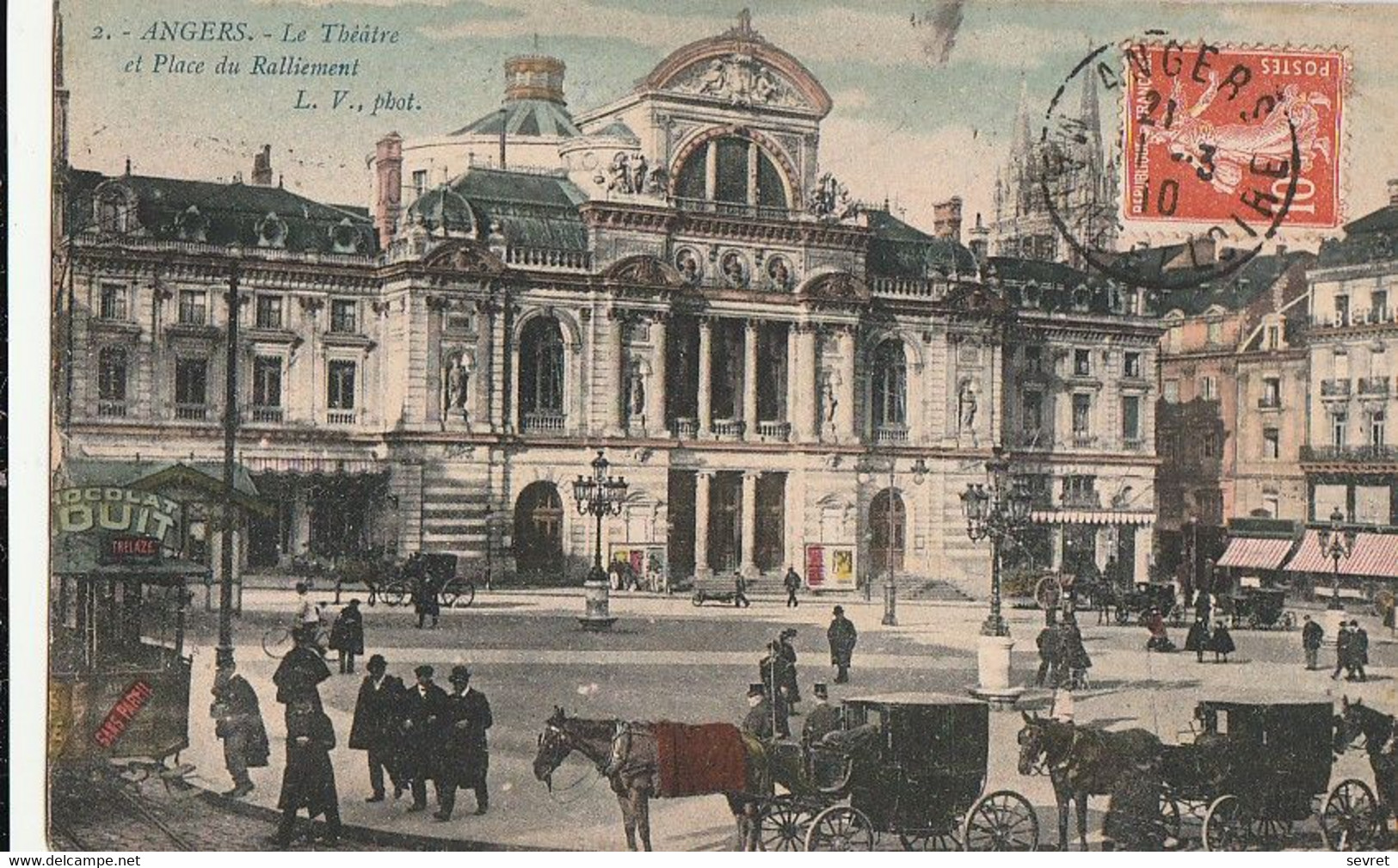 ANGERS. - Le Théâtre Et  Place Du Ralliement. Cliché Couleur - Angers