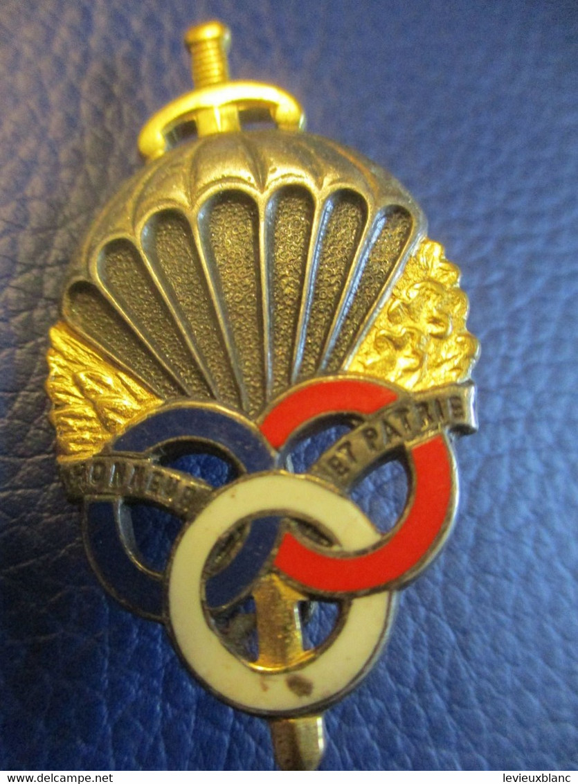 Insigne Bronze/Brevet De Parachutisme Pré-militaire /Drago Marne La Vallée/Vers 1990     INS43 - Fuerzas Aéreas