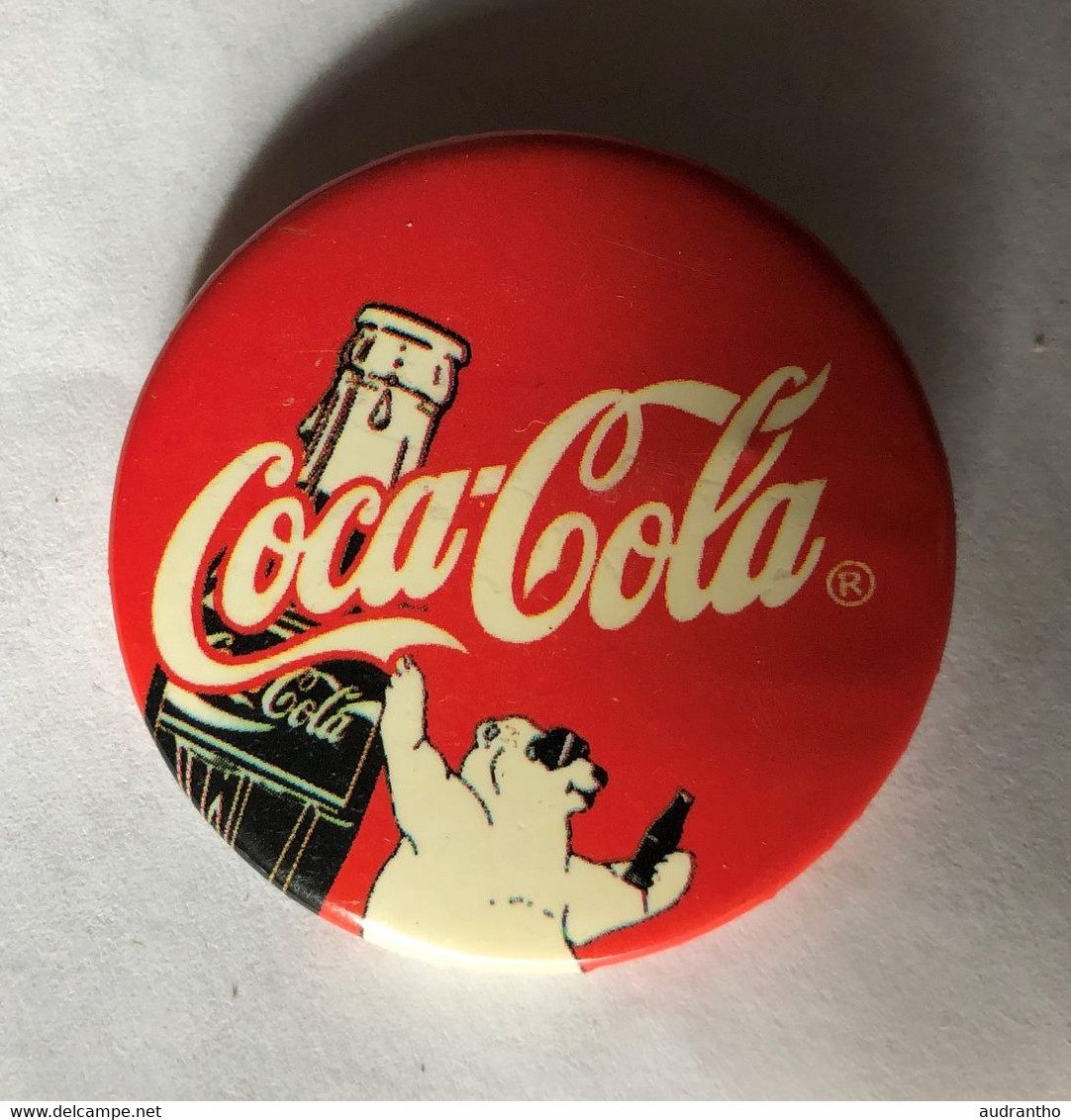 Badge Vintage Publicité Marque COCA-COLA Ours Polaire -- MM TENG DA - Andere & Zonder Classificatie