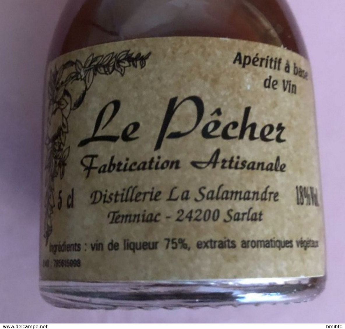 Le  Pêcher Fabrication Artisanale Distillerie La Salamandre  -  Temniac  - 24200 SARLAT - 5cl - 18% Vol - Miniaturflaschen