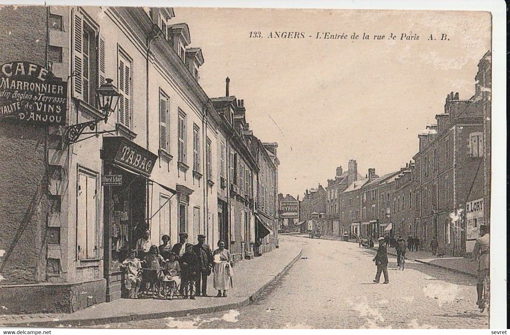 ANGERS. - L'Entrée De La Rue De Paris. Carte RARE - Angers