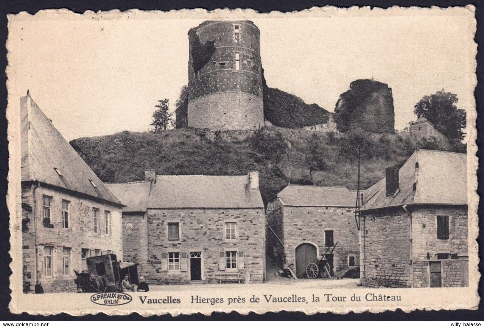 +++ CPA - HIERGES Près De Vaucelles - Tour Du Château  // - Doische