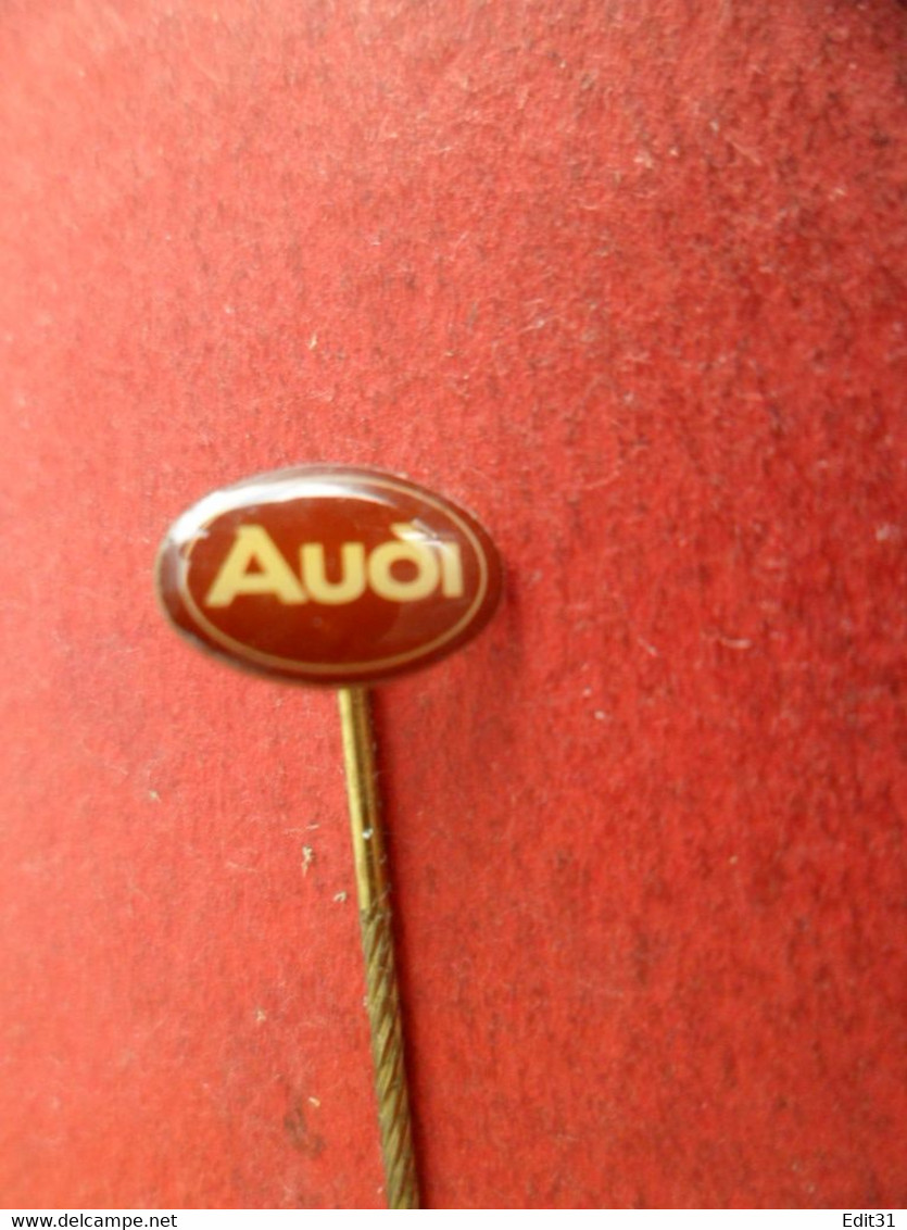 No Pin's Pins épinglette - Auto Voiture Automobile AUDI - Audi