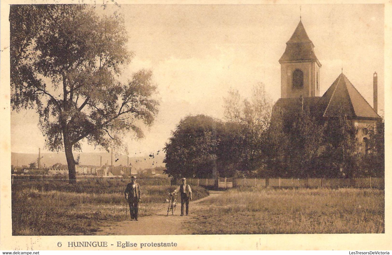 CPA France - Huningue - Eglise Protestante - Oblitérée Huningue 27 Mai 1926 - Animée - Vélo - Usines - Huningue