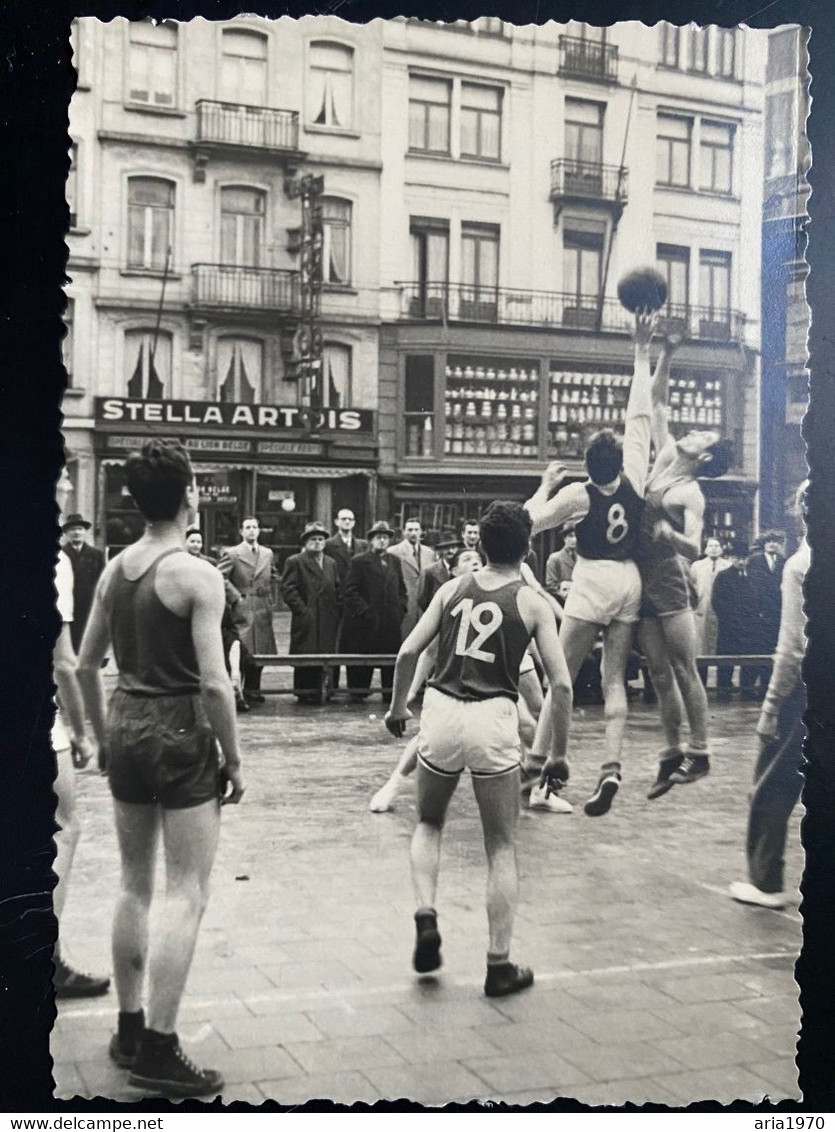 Saint Josse-ten-Noode - Chaussée De Louvain  - Basketball Photos 1950 - St-Joost-ten-Node - St-Josse-ten-Noode