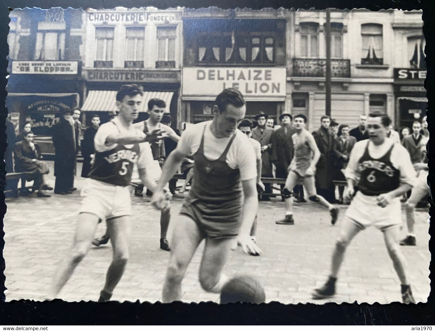 Saint Josse-ten-Noode - Chaussée De Louvain Magasin Delhaize - Basketball Photos 1950 - St-Joost-ten-Node - St-Josse-ten-Noode